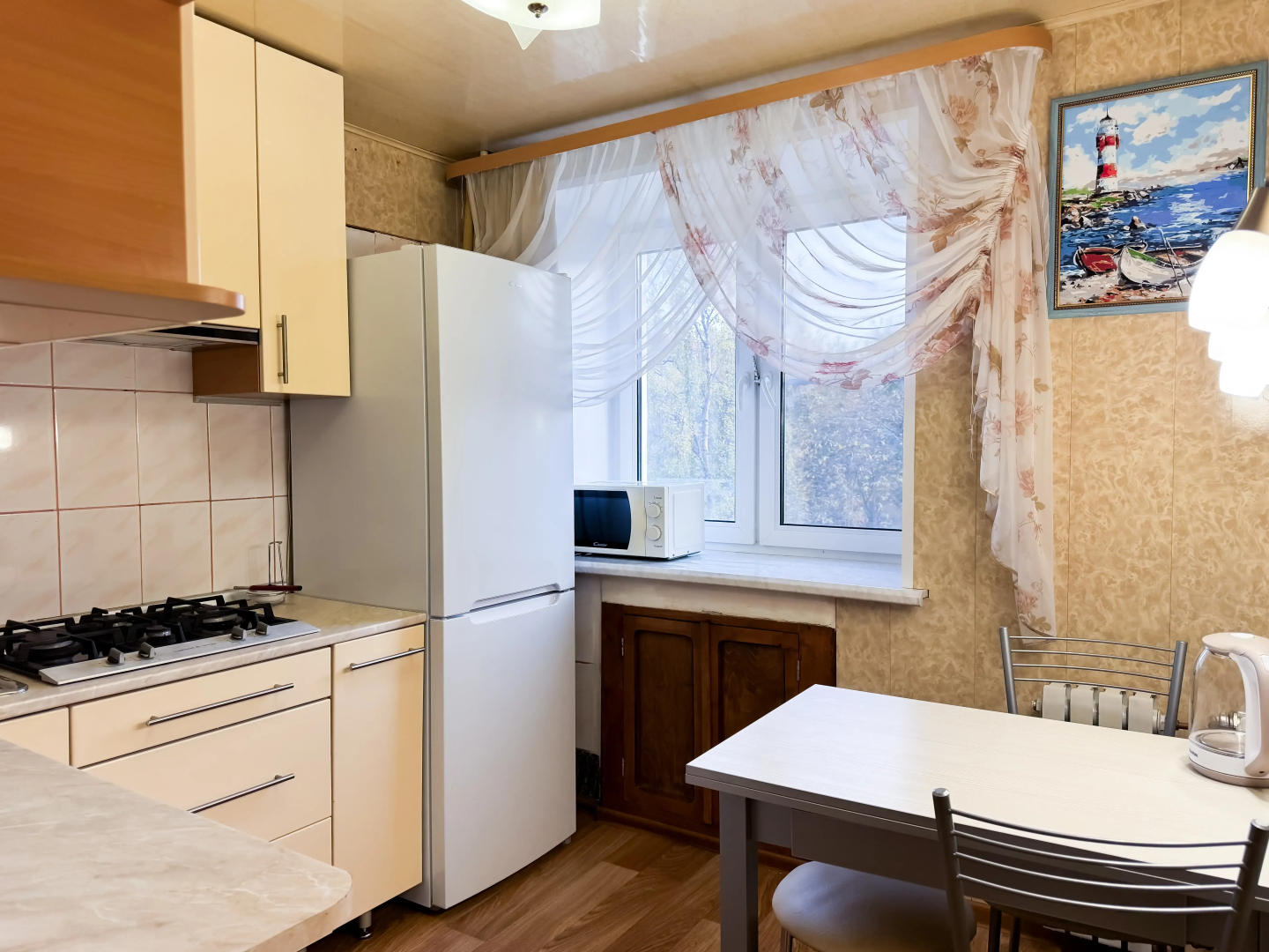 Квартира 2-комнатная на Карла Маркса 9