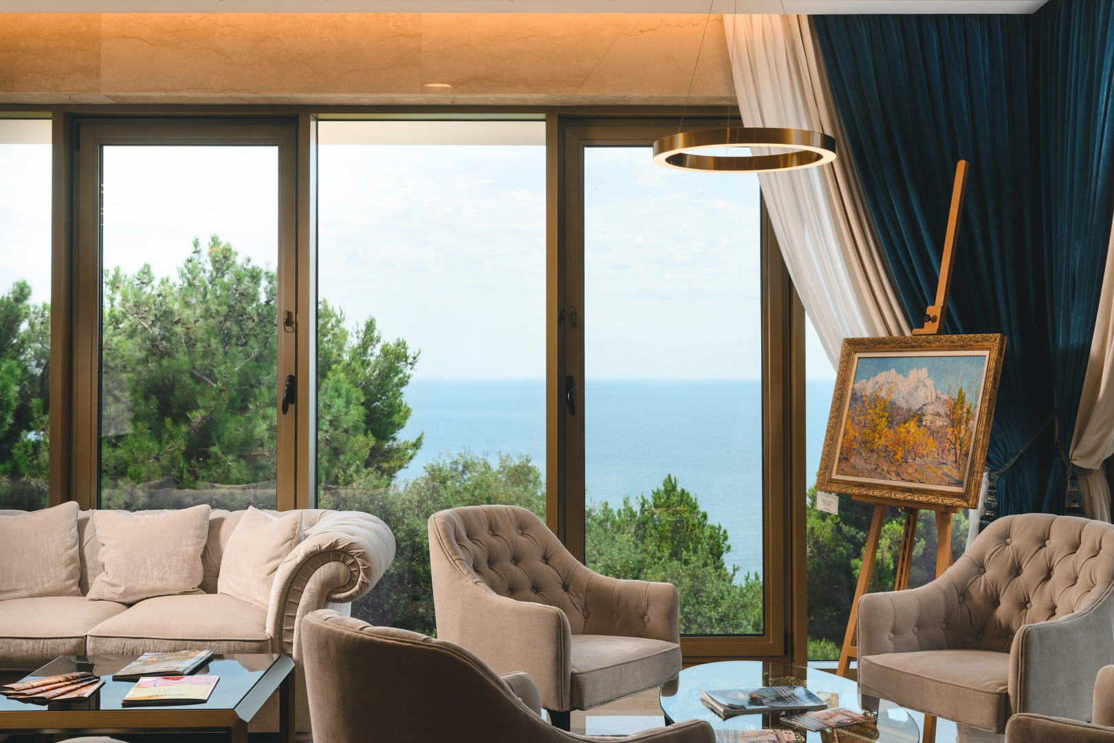 Отель Крымский Бриз Hotel & Villas