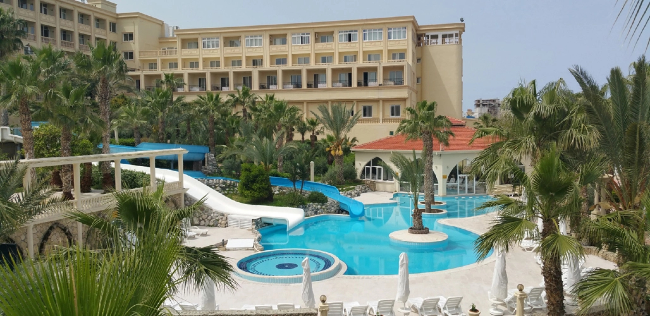 Отель Oscar Resort