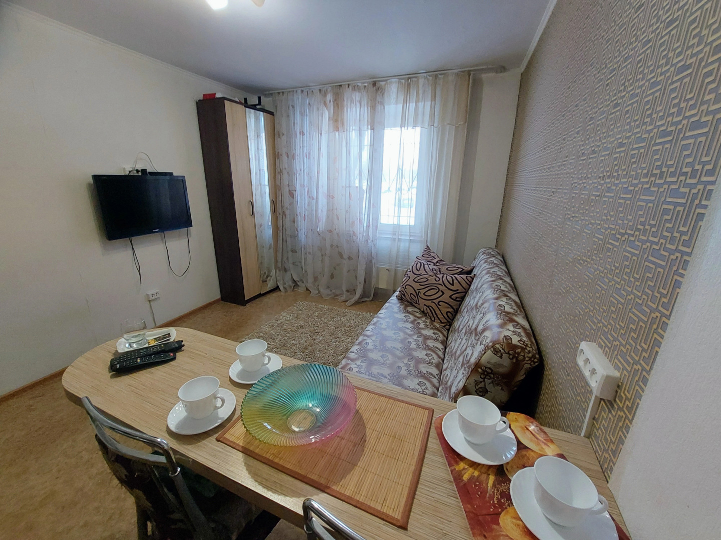 Апартаменты Студия у ТЦ Колумб