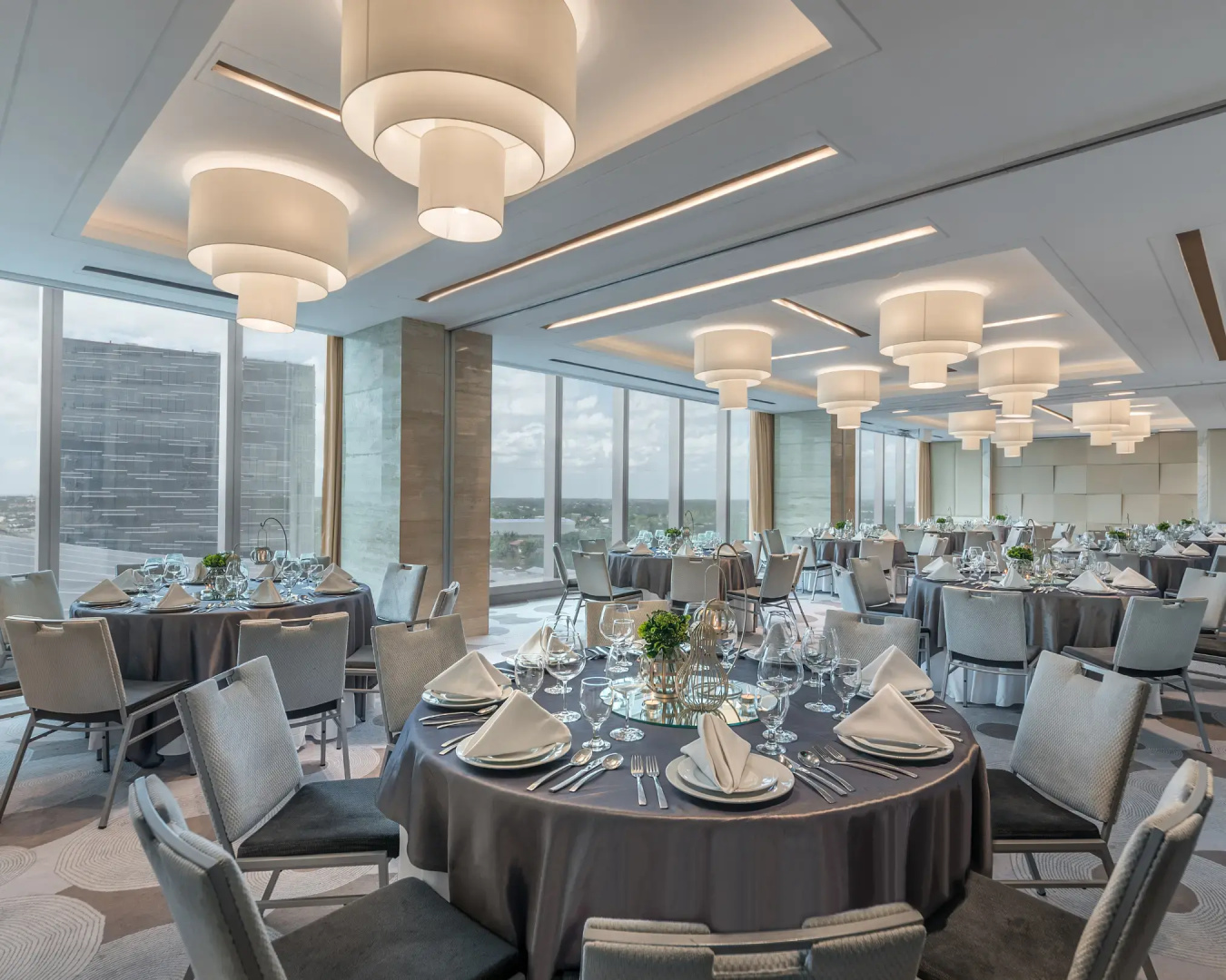 Отель Richmonde Hotel Iloilo
