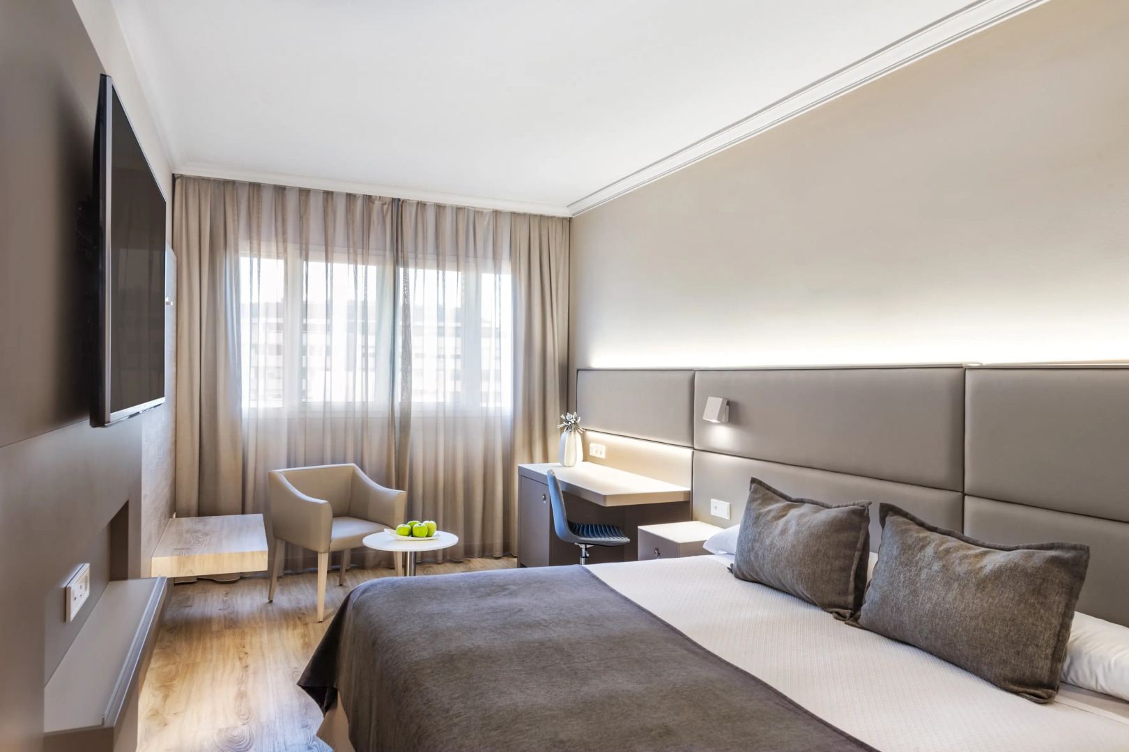 Отель Salles Pere IV Hotel