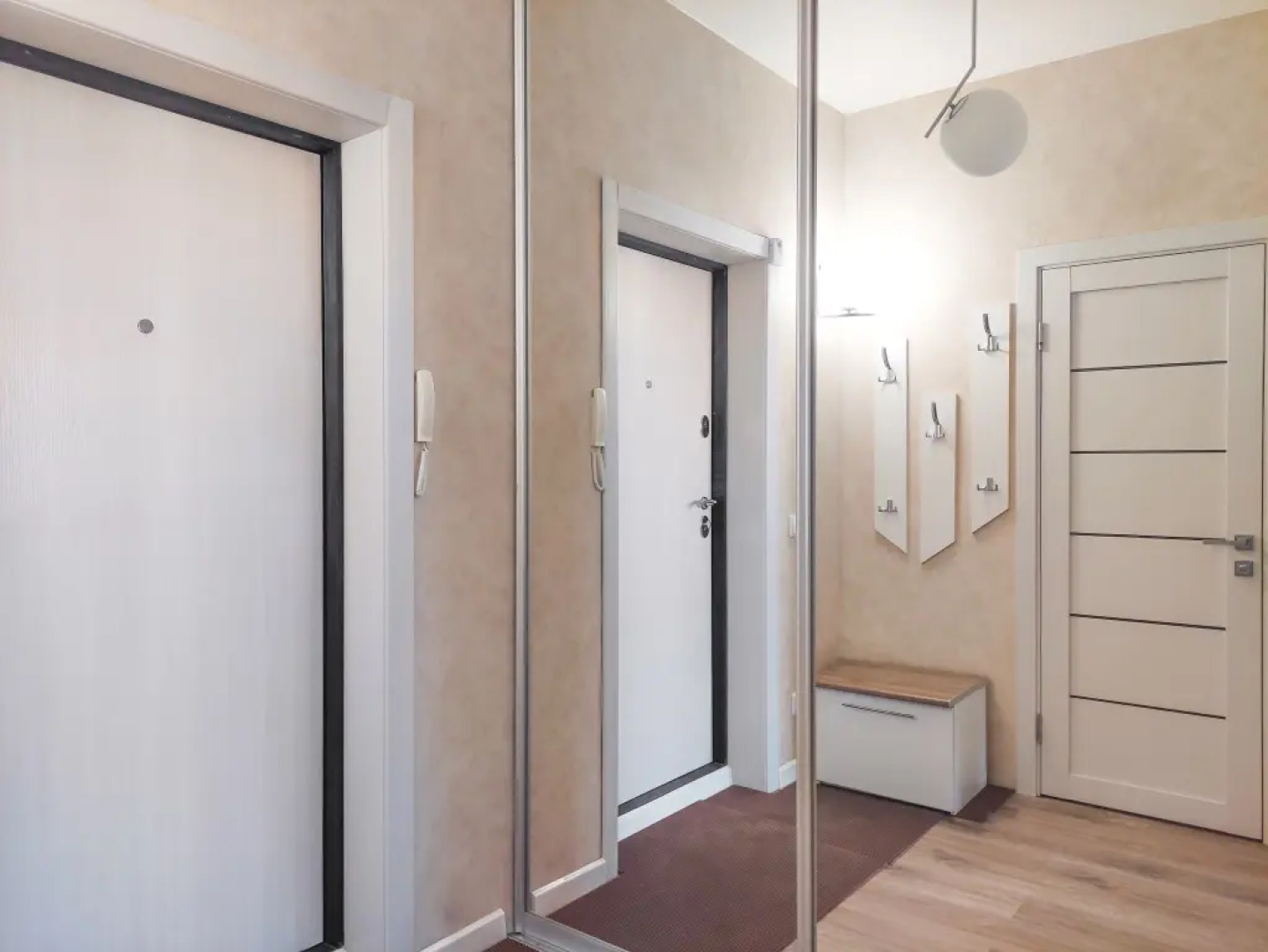 Апартаменты Stepanenkov на 2-ой Обской 154 на 16 этаже