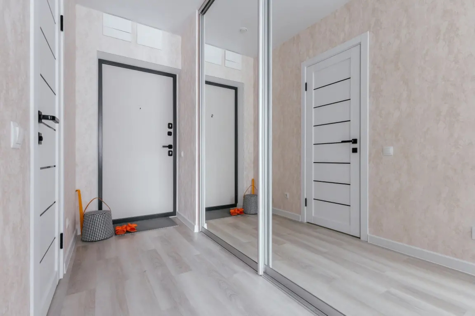 Апартаменты ROOM TOUR в центре Тюмени в ЖК Сердце Сибири 1