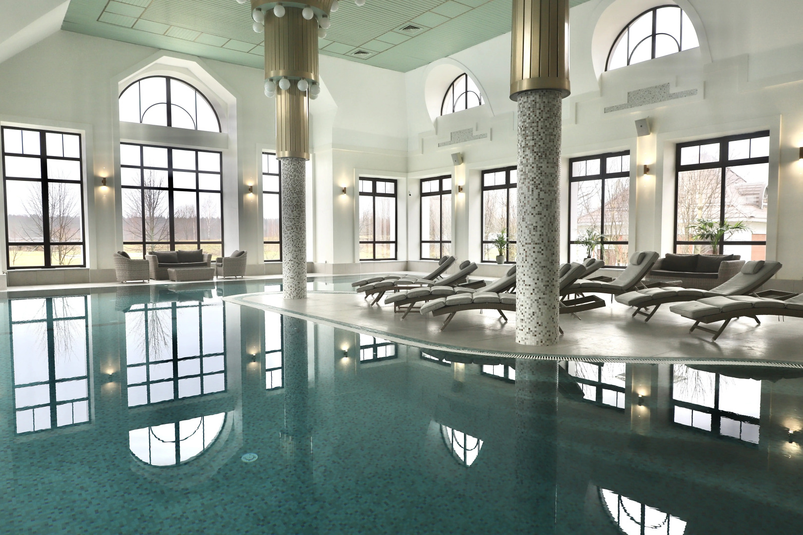 Отель Вилла Альпина