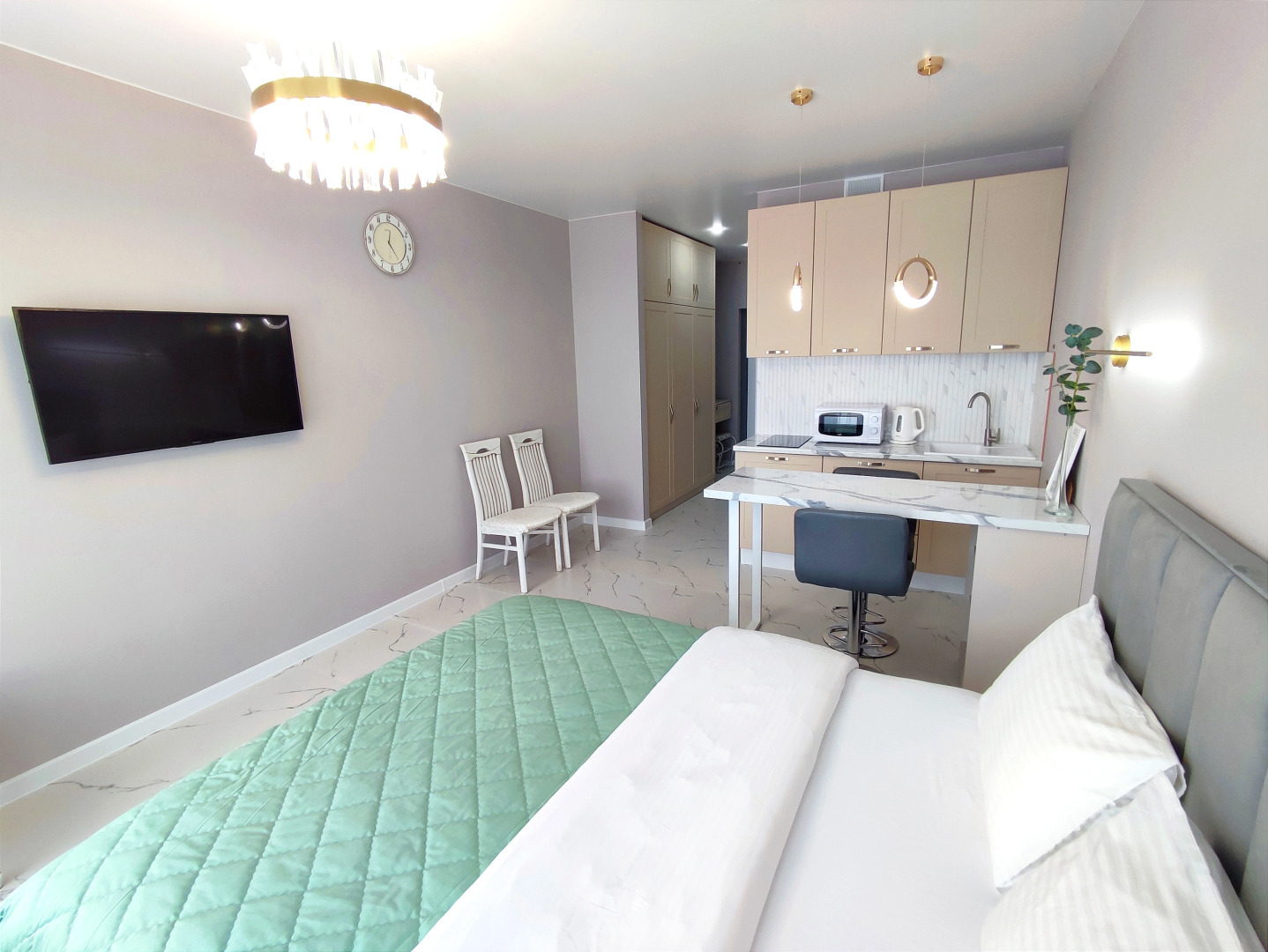 Квартира Enigma Apartments - Студия с панорамным видом в ЖК Аквамарин