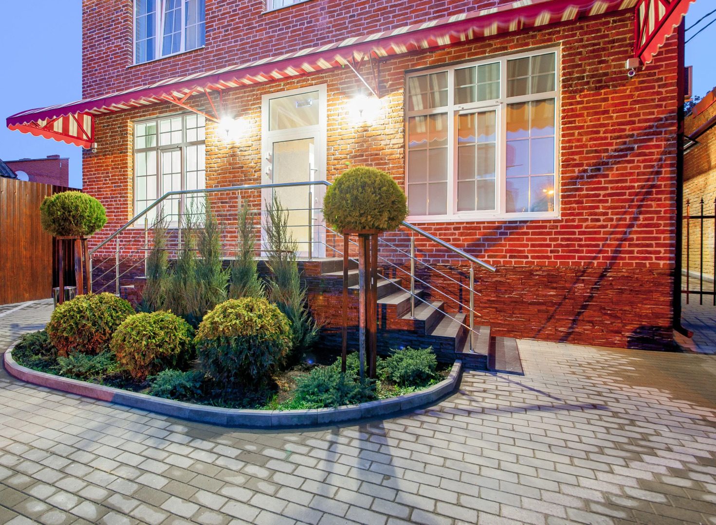 Меблированные комнаты D Hotel