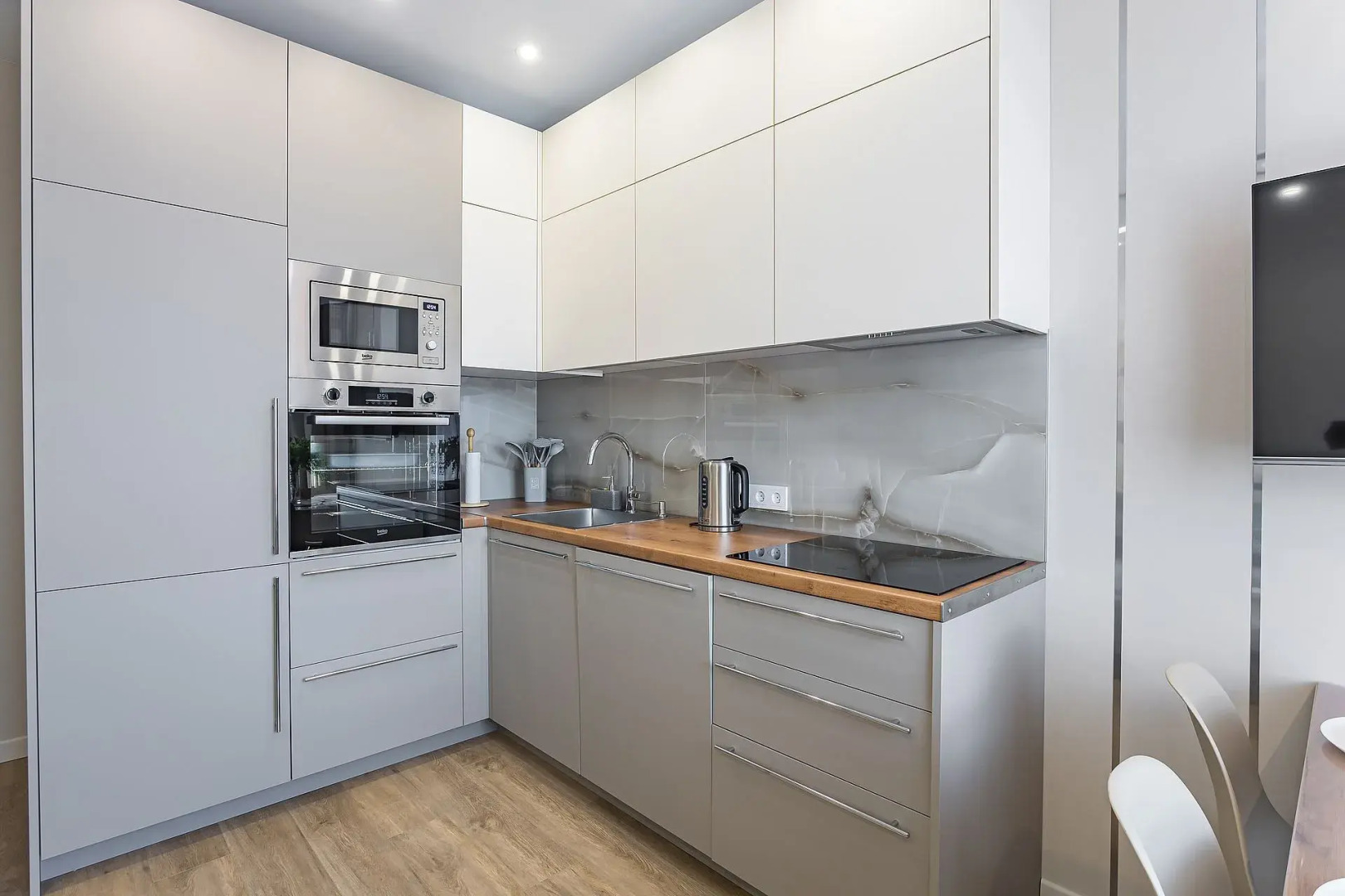 Апартаменты в центре города на улице Б Панина с парковкой Сова-Дом