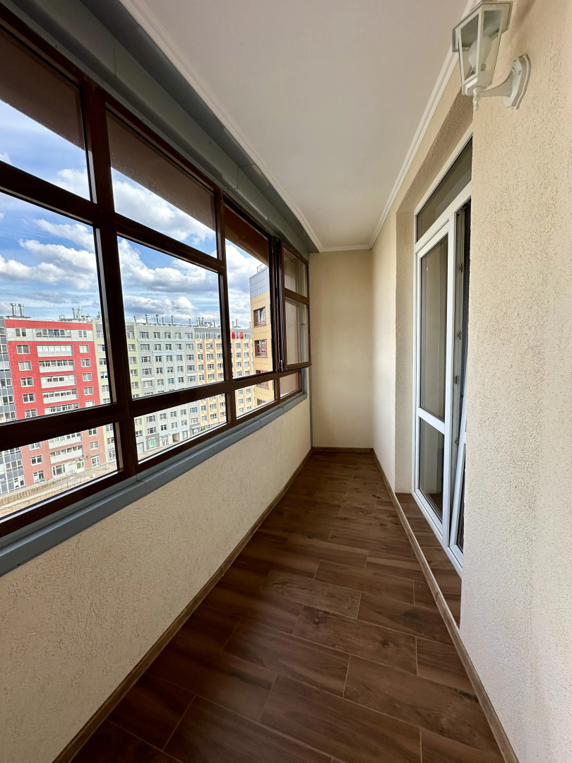 Квартира Самоцветы 3-комнатная