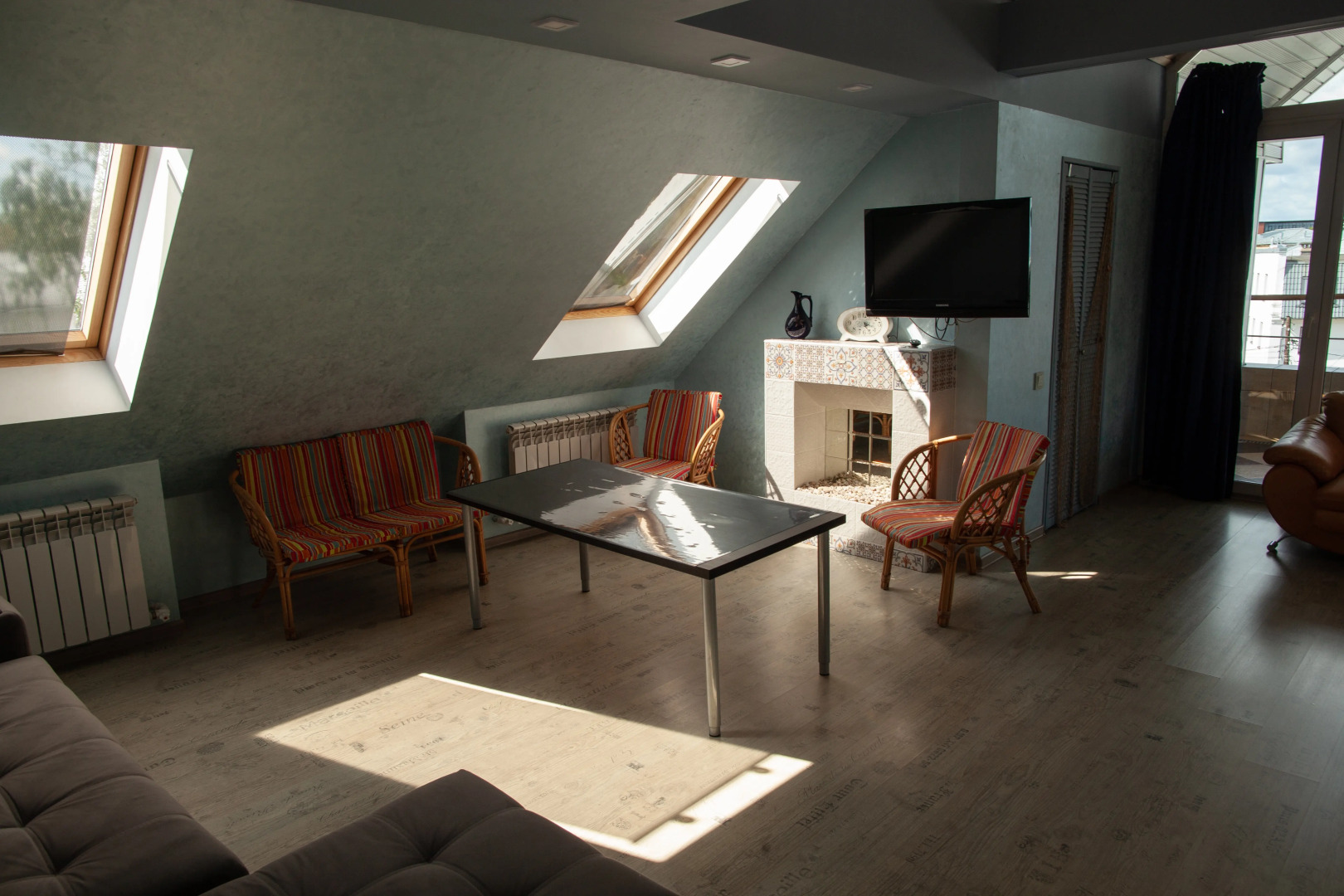 Апартаменты Ярославль, Революционная