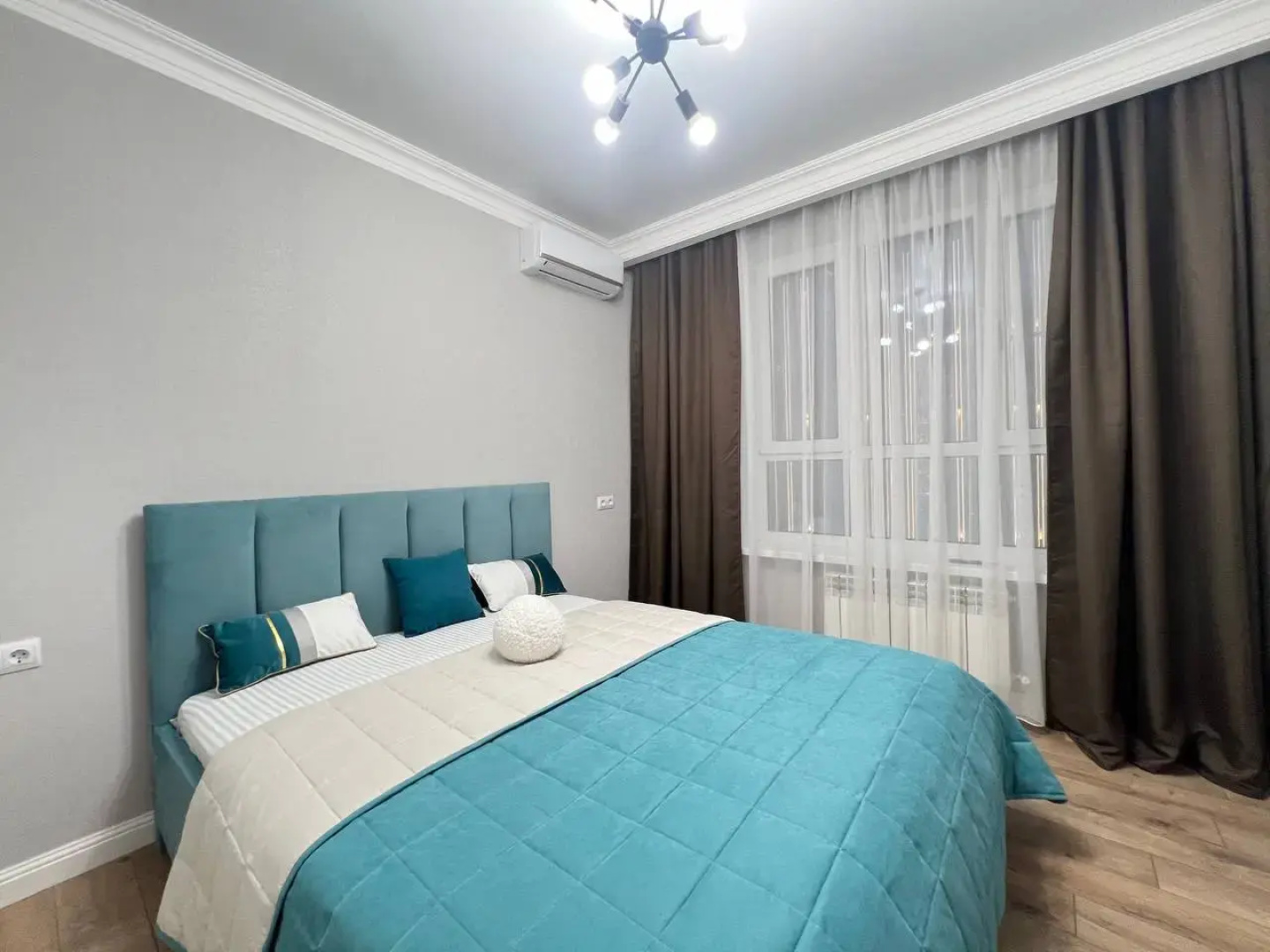 Квартира на улице Бориса Слюсара 23с2