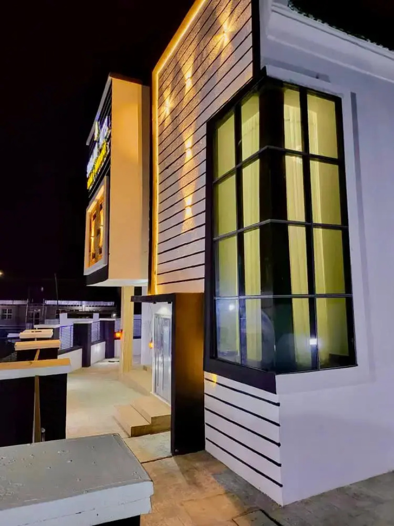 Отель Shugaland