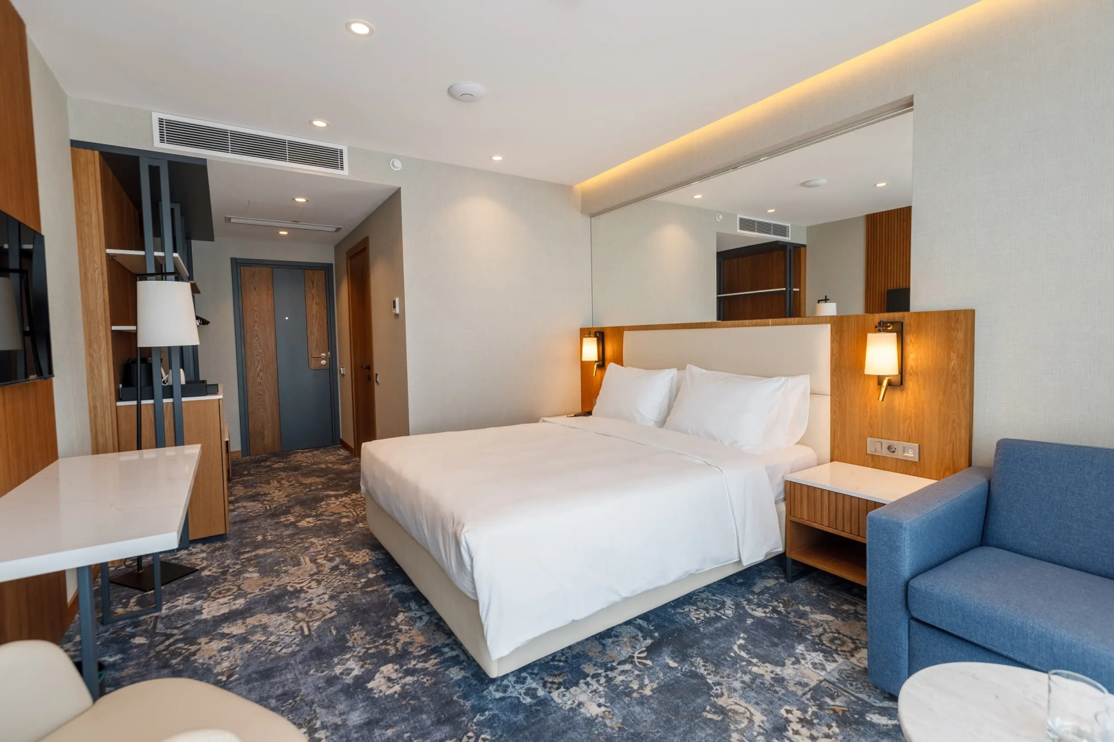 Отель Piazza Epigraph