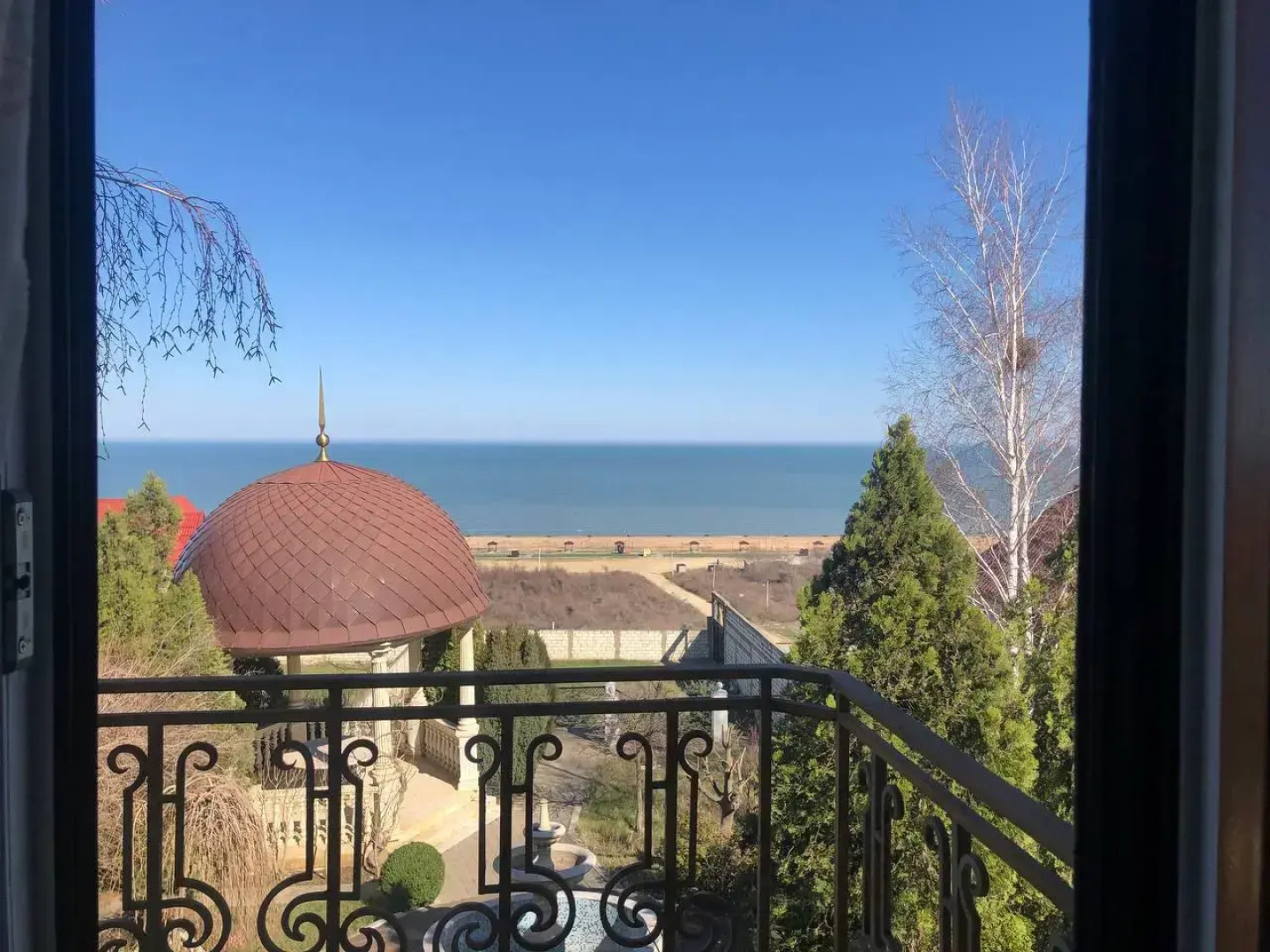 Частный дом у моря