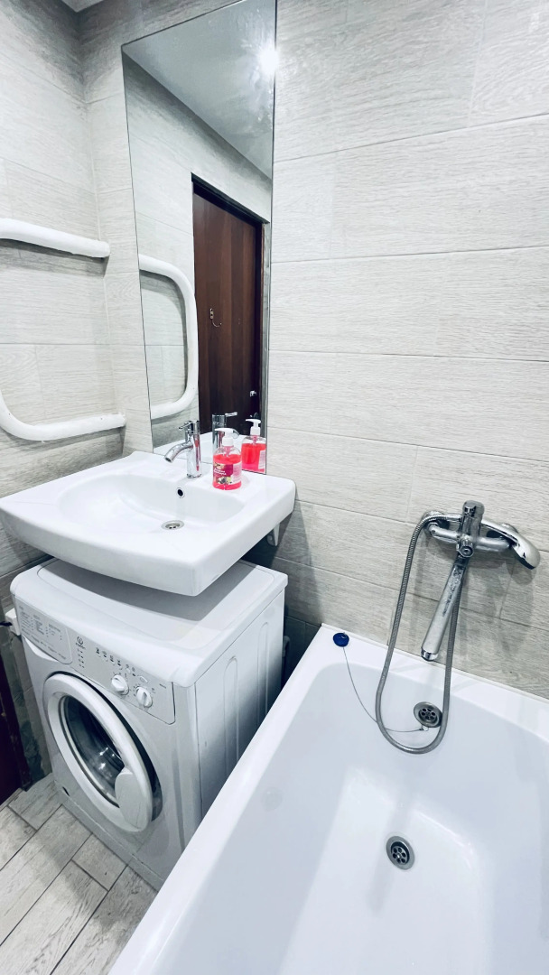 Апартаменты Трёхкомнатные на Пролетарском Проспекте 17