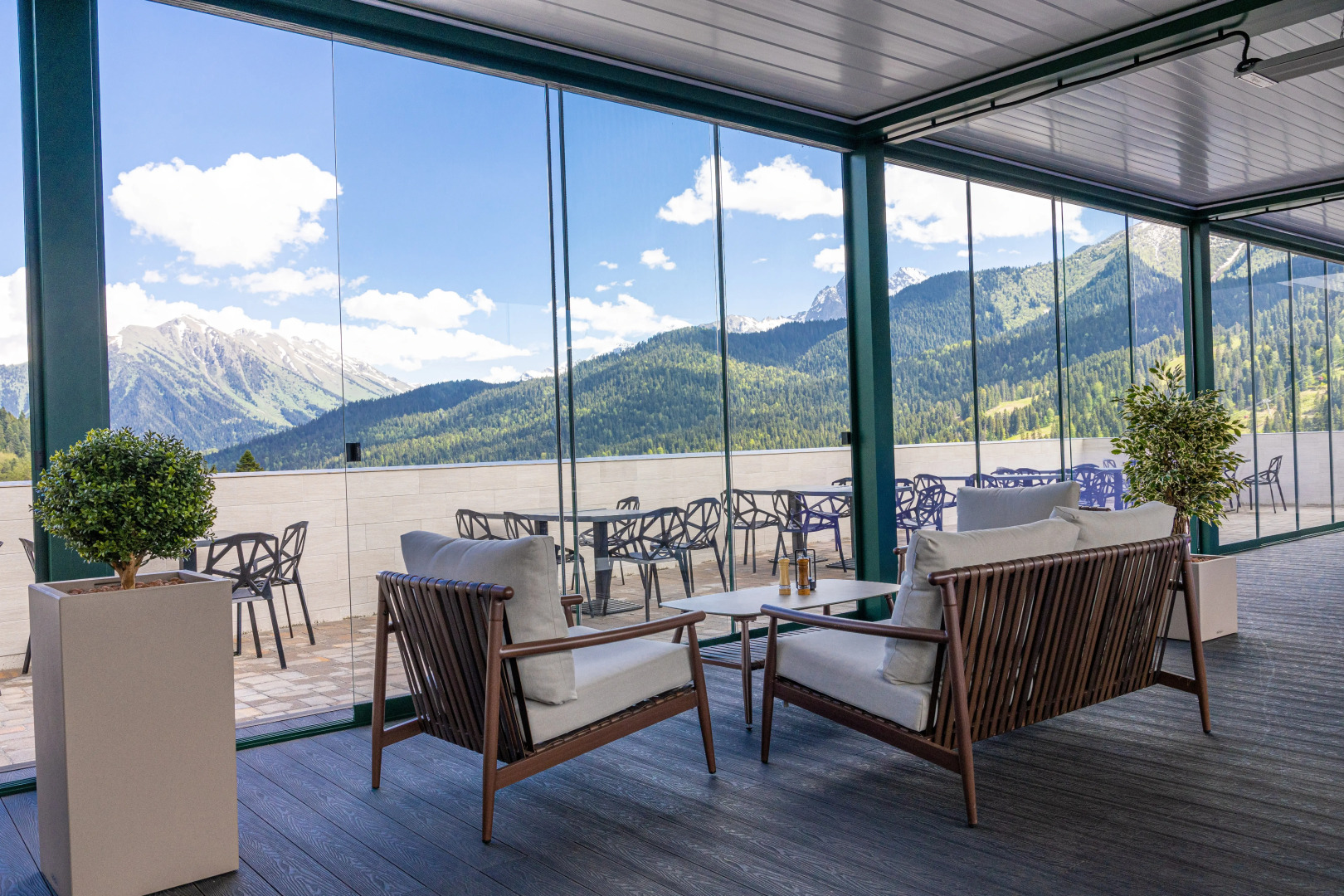 Отель Mairi Park Hotel