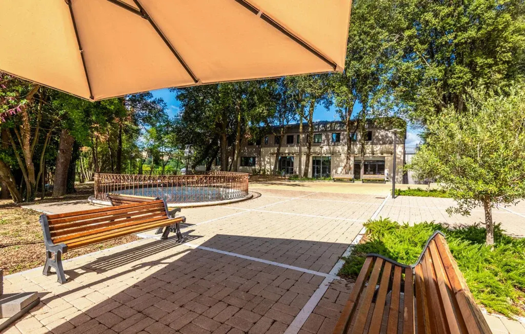 Апарт-отель Siena Hills Apartments