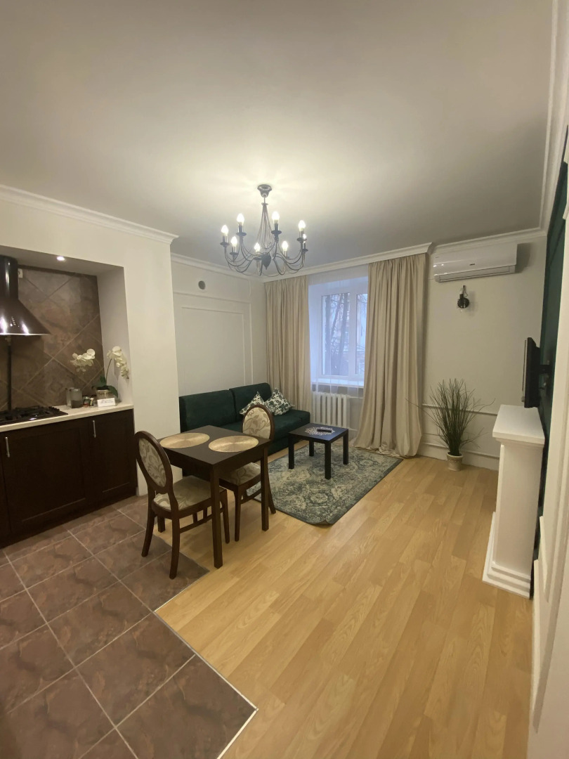 Апартаменты на проспекте Независимости 83