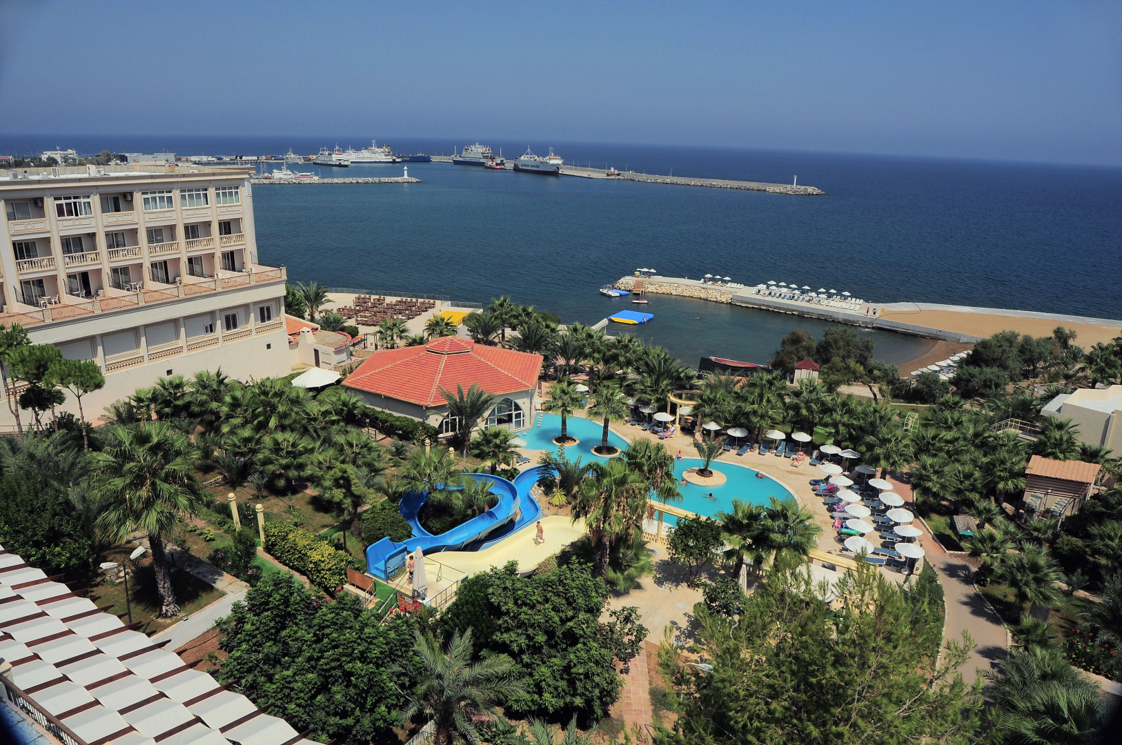 Отель Oscar Resort