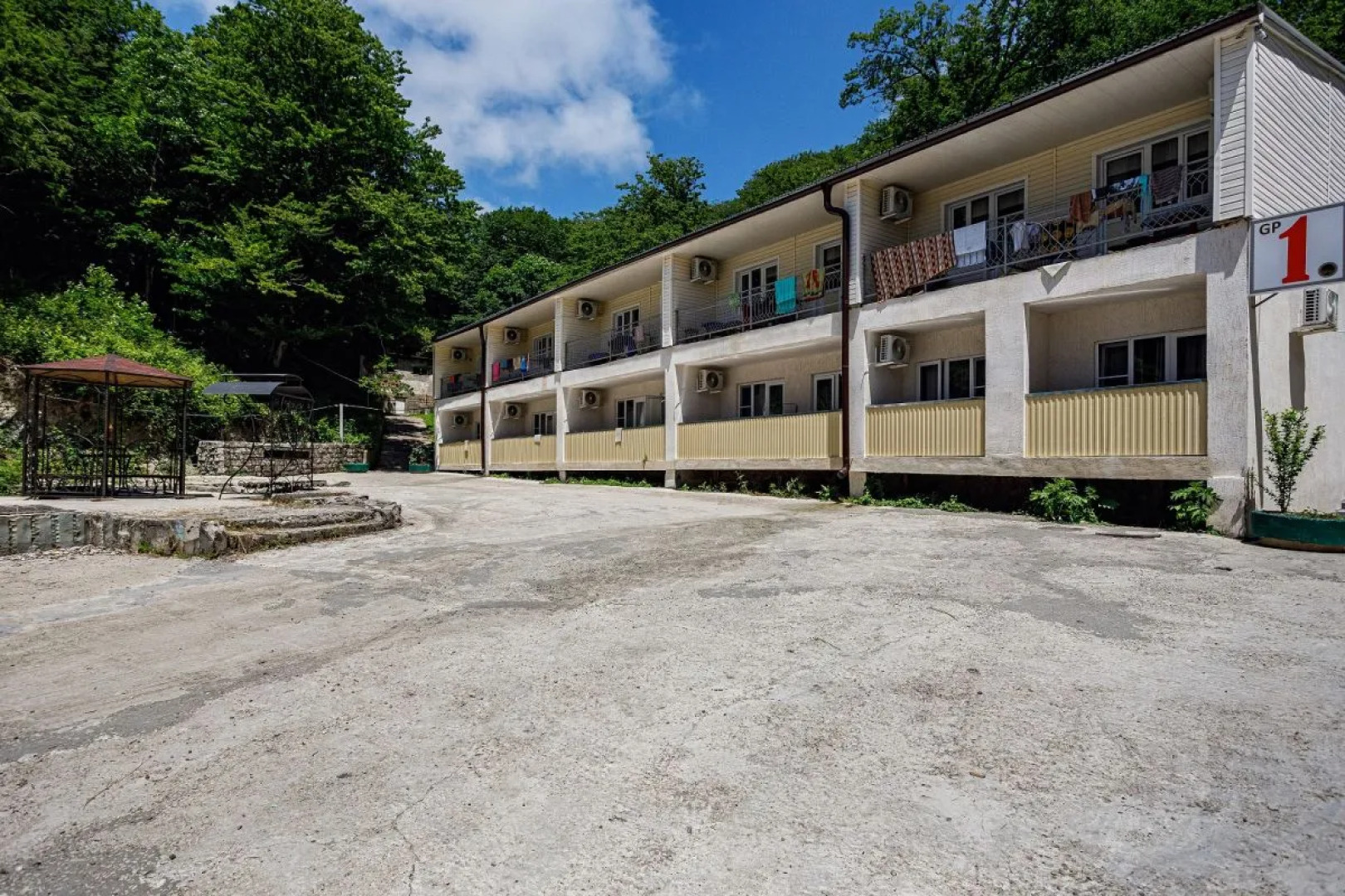 Курортный отель Ателика Лесная Бухта