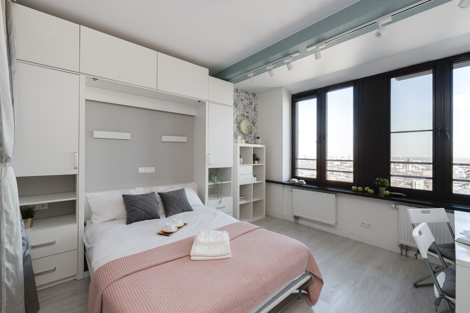 Апартаменты Lalapart Marengo с панорамным видом на 35 этаже небоскреба Савеловский Сити