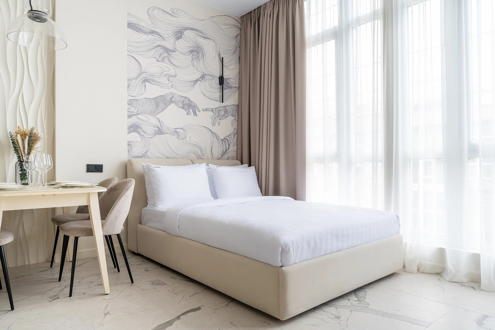 Апартаменты Red Apartments Арт Лайт Сити Микеланджело