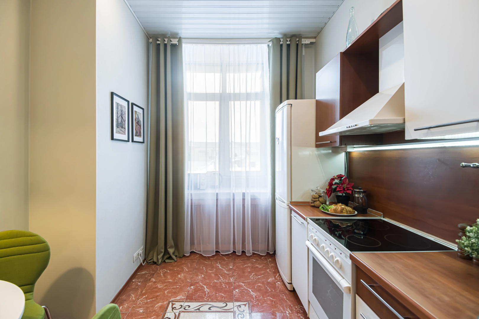 Квартира GM Apartments в Сталинской высотке
