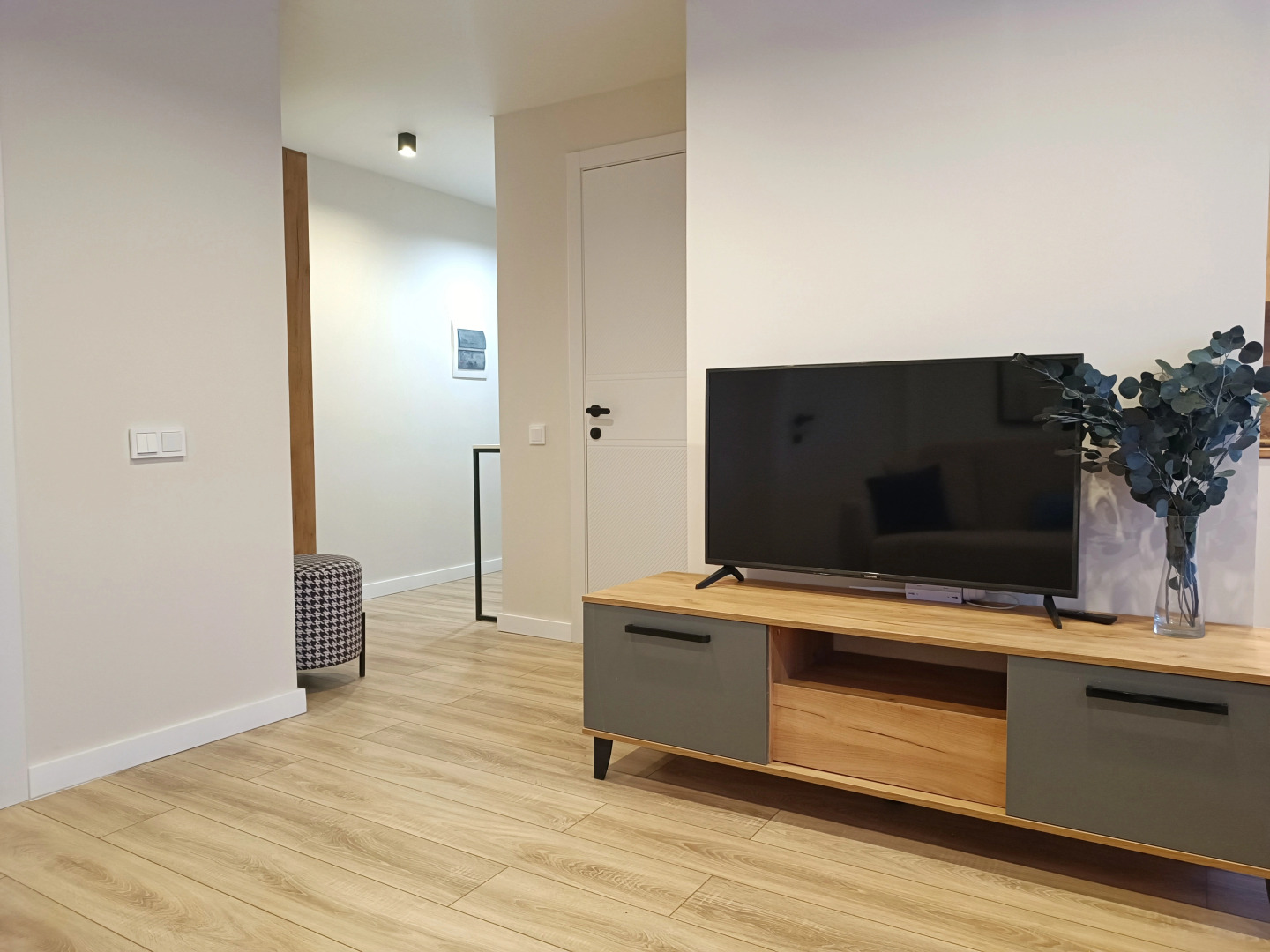 Двухкомнатные Сканди апартаменты в Центре Города