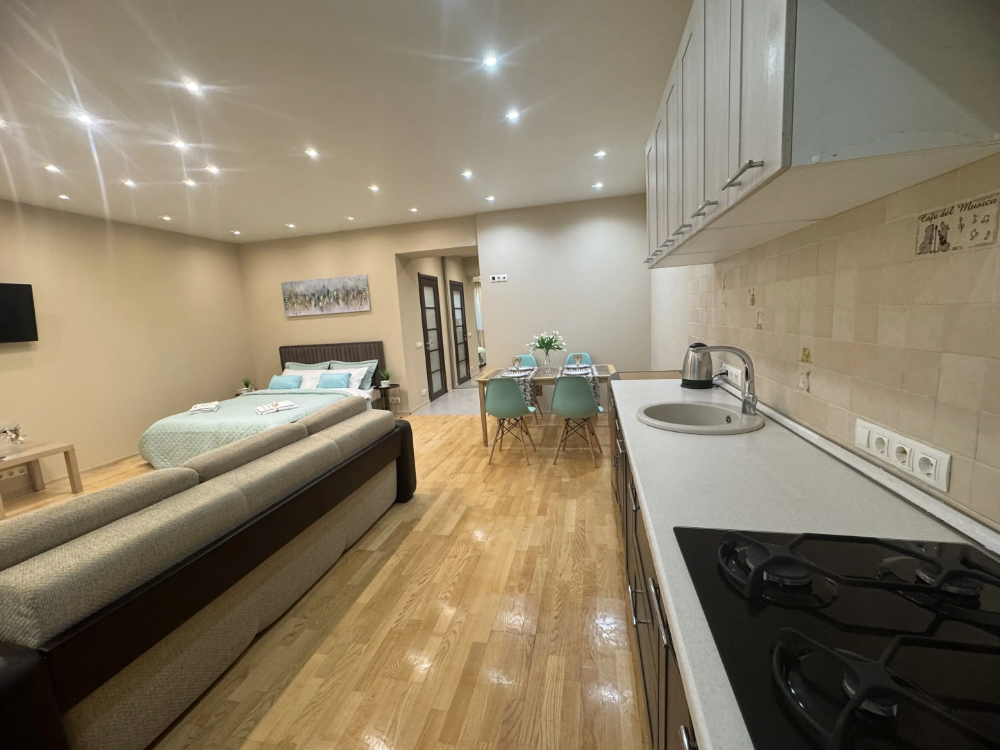 Апартаменты студия на бульваре Радищева 29