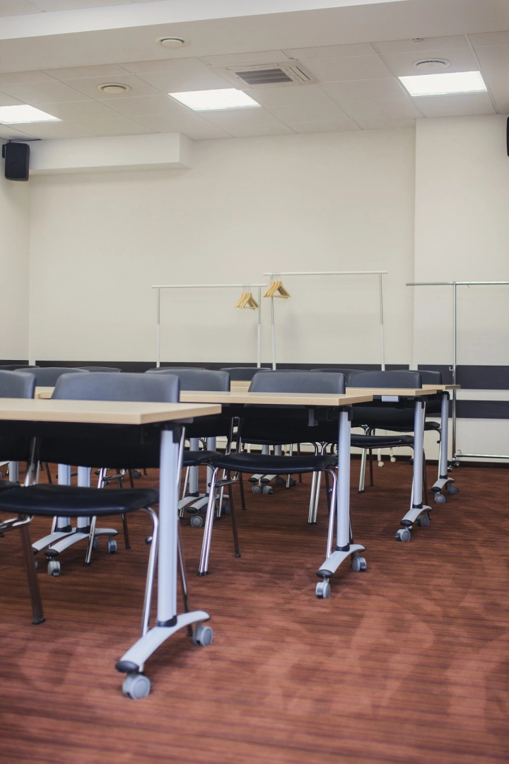 Отель Веструм