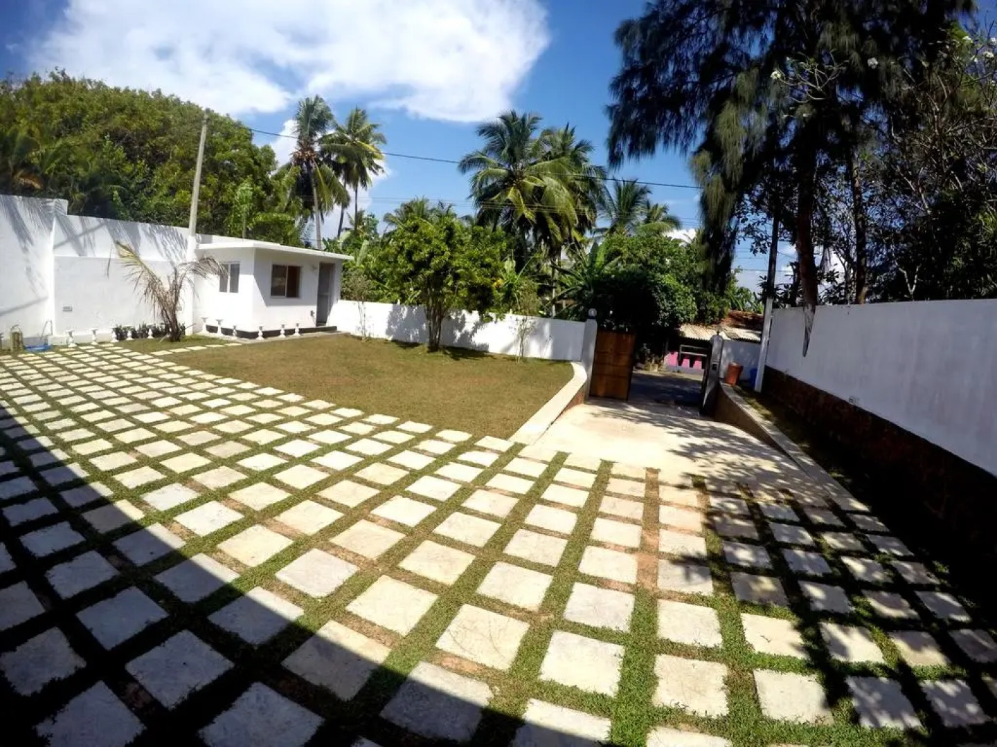 Отель Ramon Beach Resort