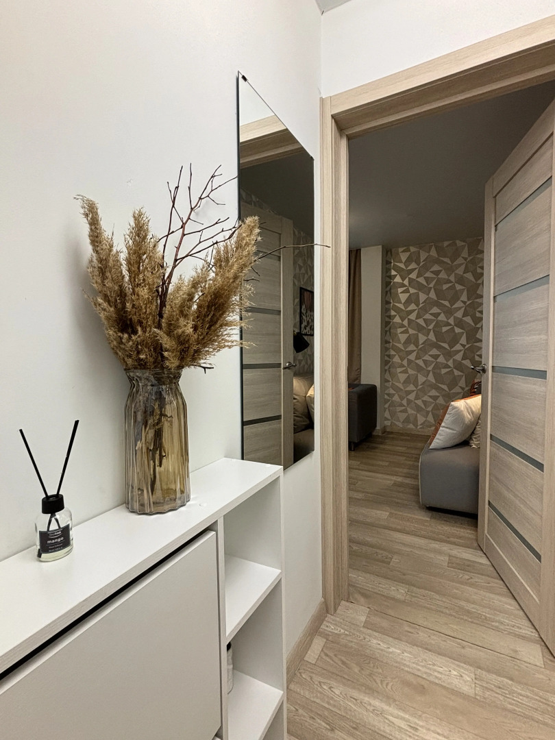 Квартира Яркая у Парка Швейцария