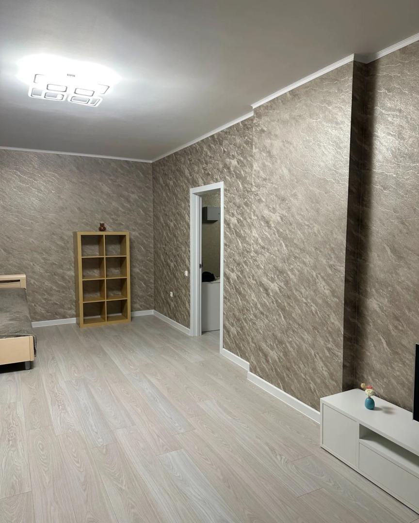 Апартаменты Уютные 2х комнатные недалеко от центра и метро