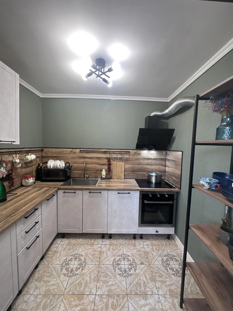 Квартира в центре Сухума - Лакоба, 88