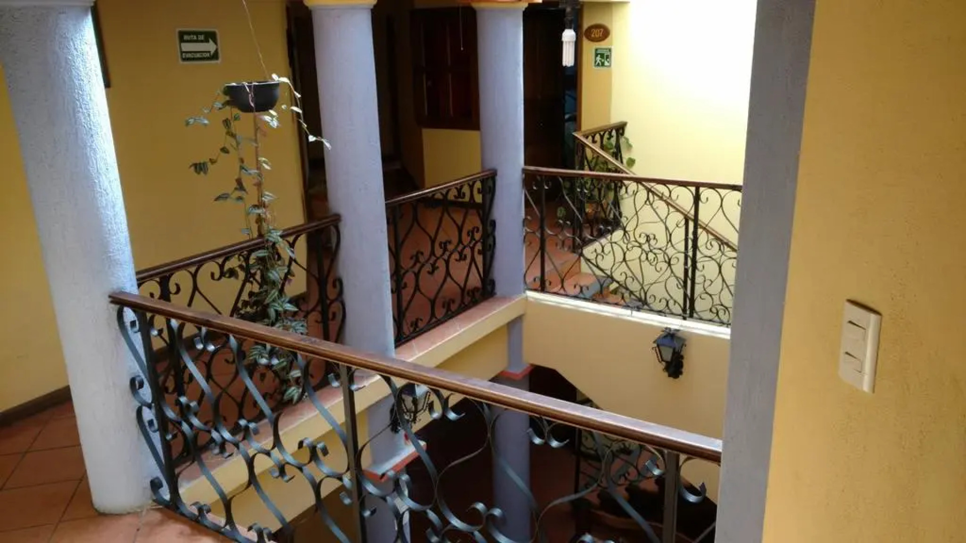 Отель Balam Rotamundos