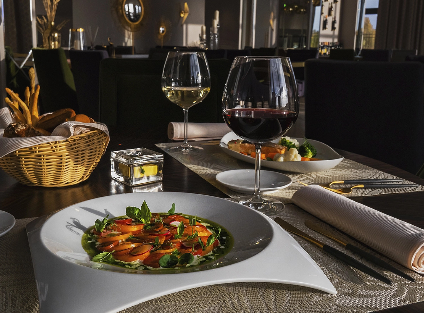 Отель Lahta Plaza