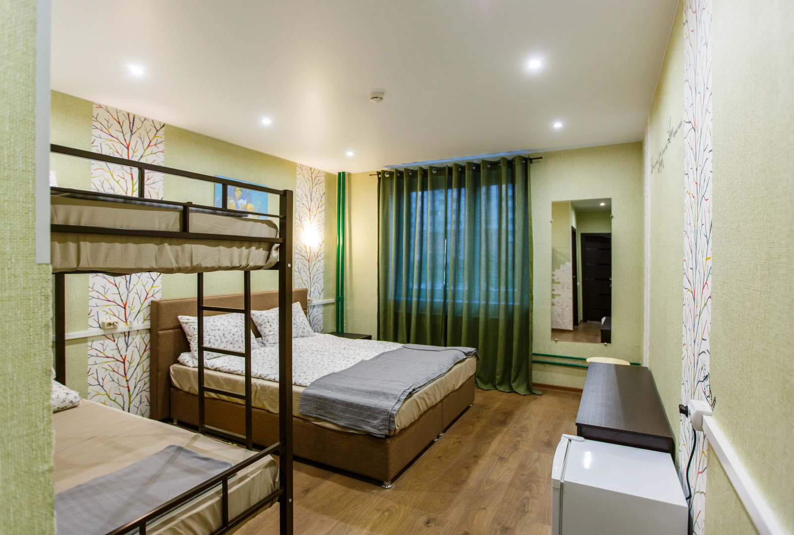 Хостел Найс Крокус