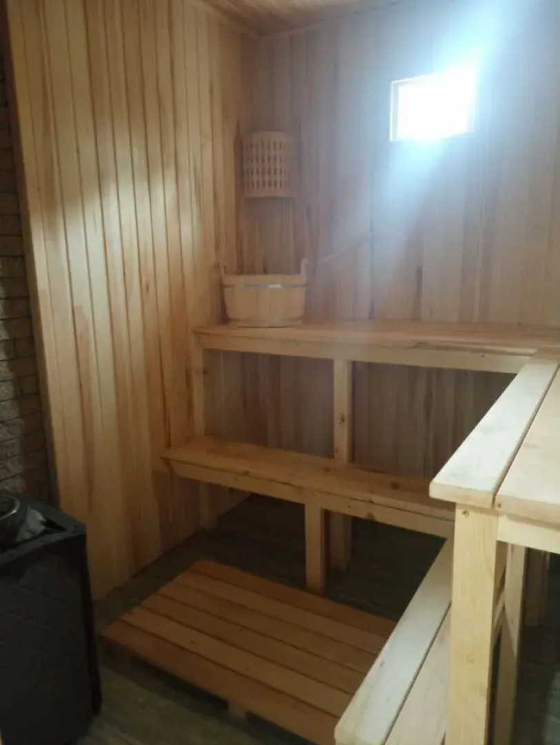 Частный дом у леса