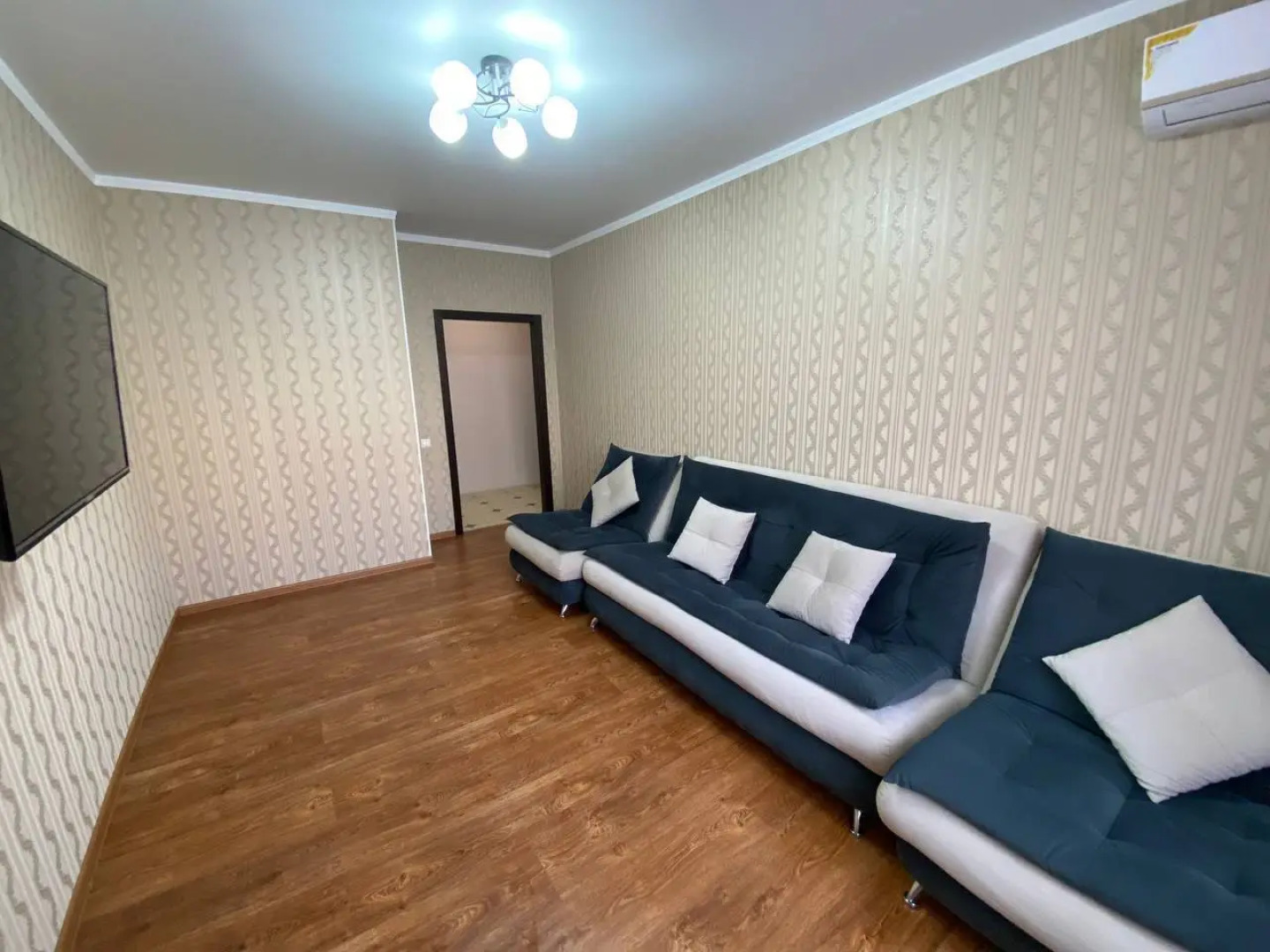 Апартаменты Apart MV на Новоселов 3