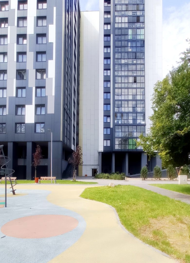 Квартира уютная с панорамным балконом в историческом районе Калининграда Амалинау