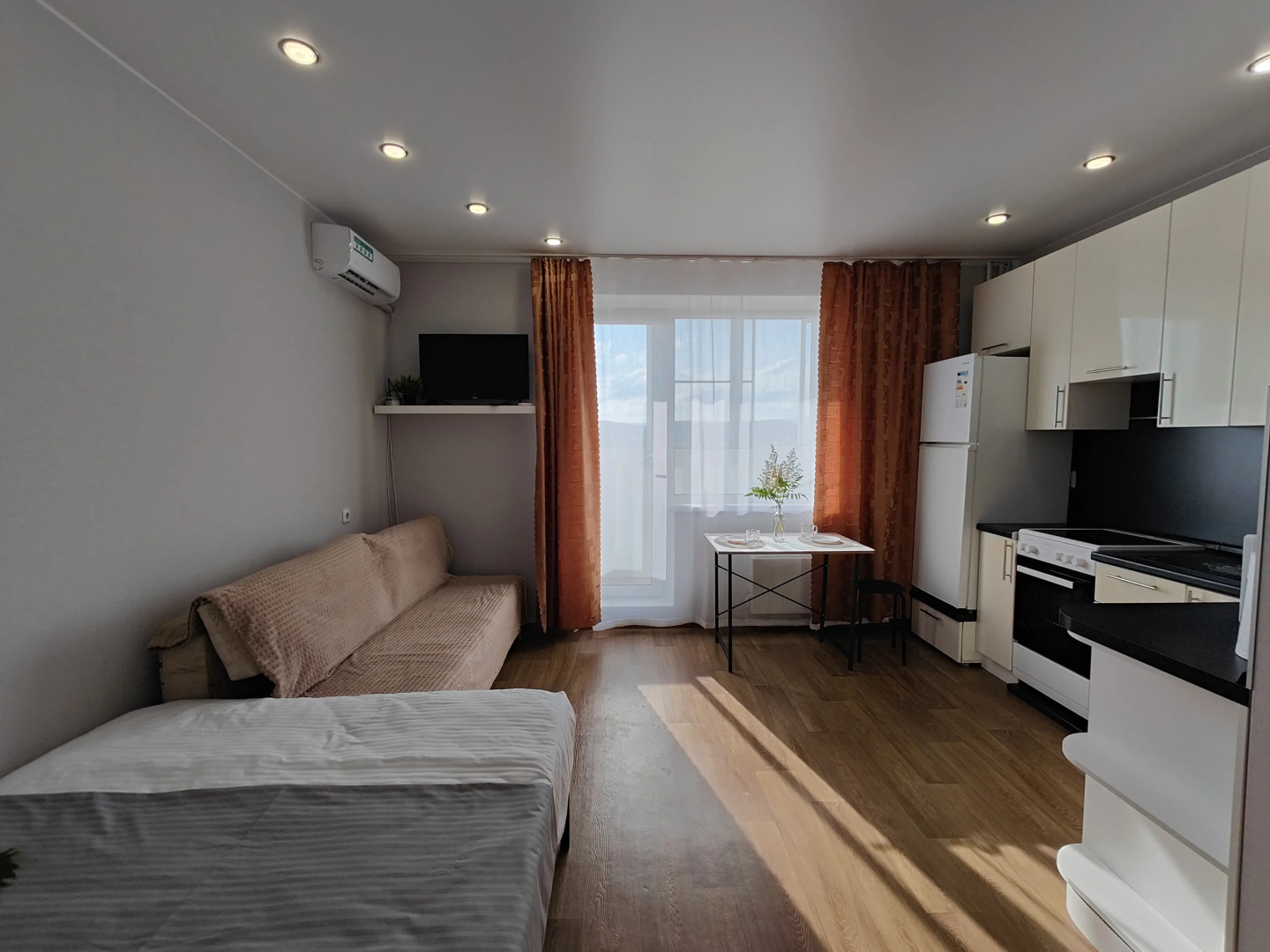 Квартира на Богдана Хмельницкого, 50