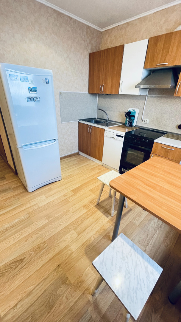 Апартаменты Рощинская 9