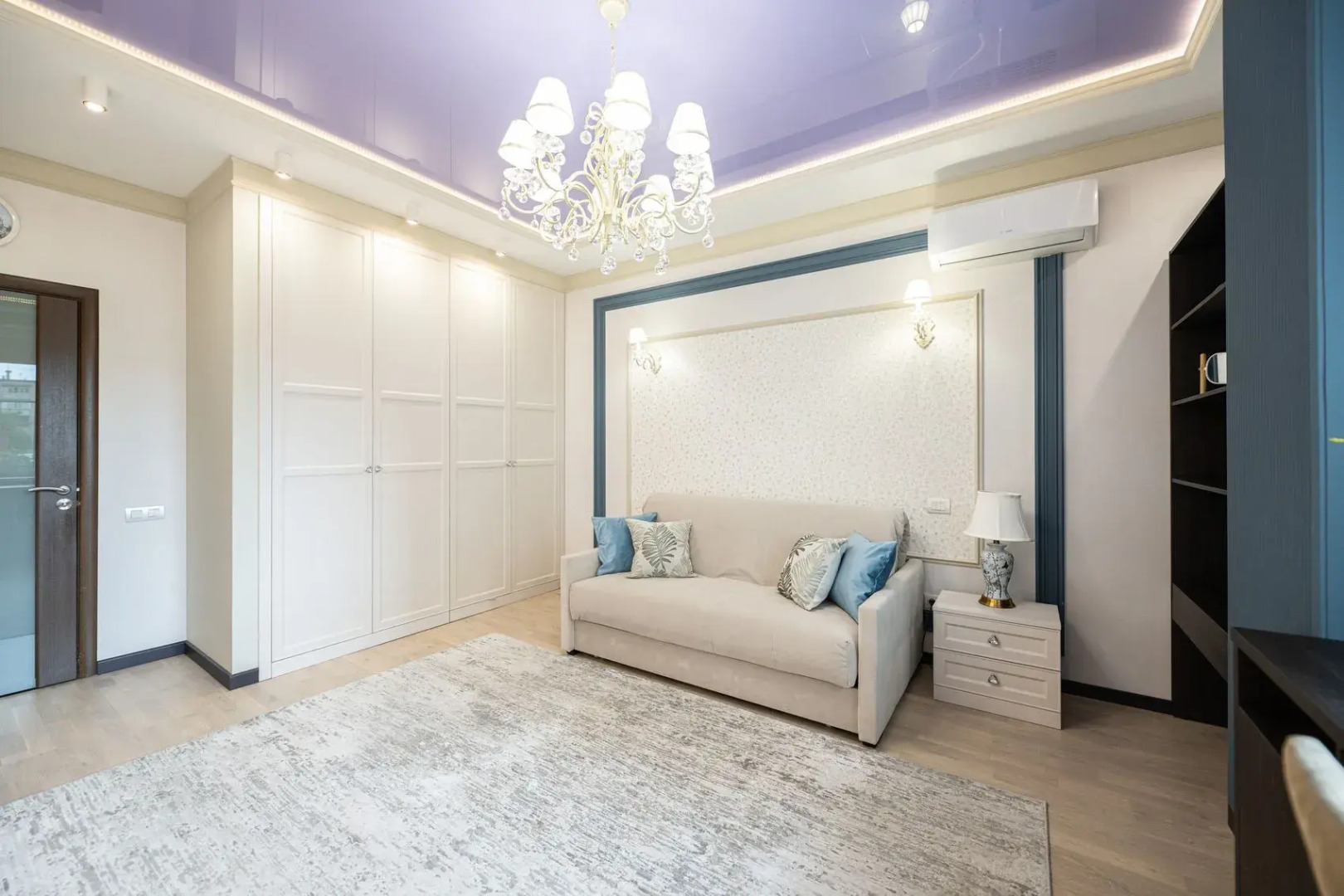 Апартаменты Пять Звёзд Большая с Кондиционерами и камином