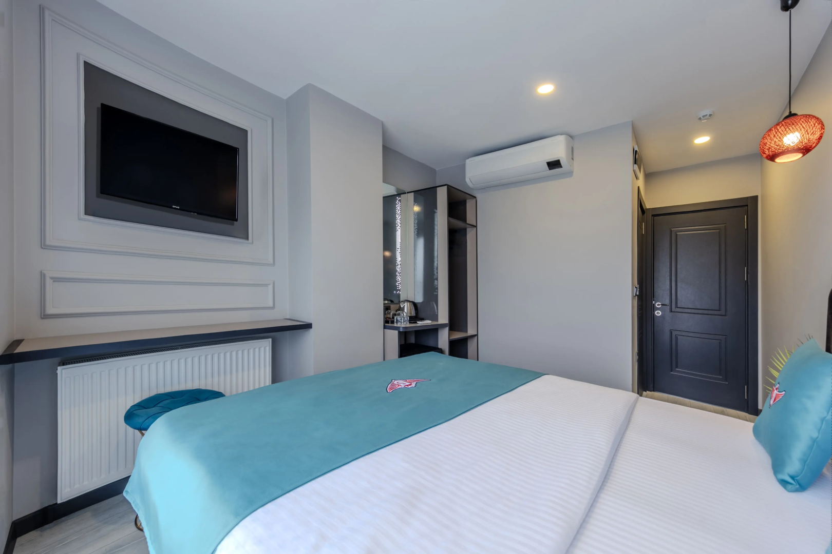 Отель Solin Airport Hotel