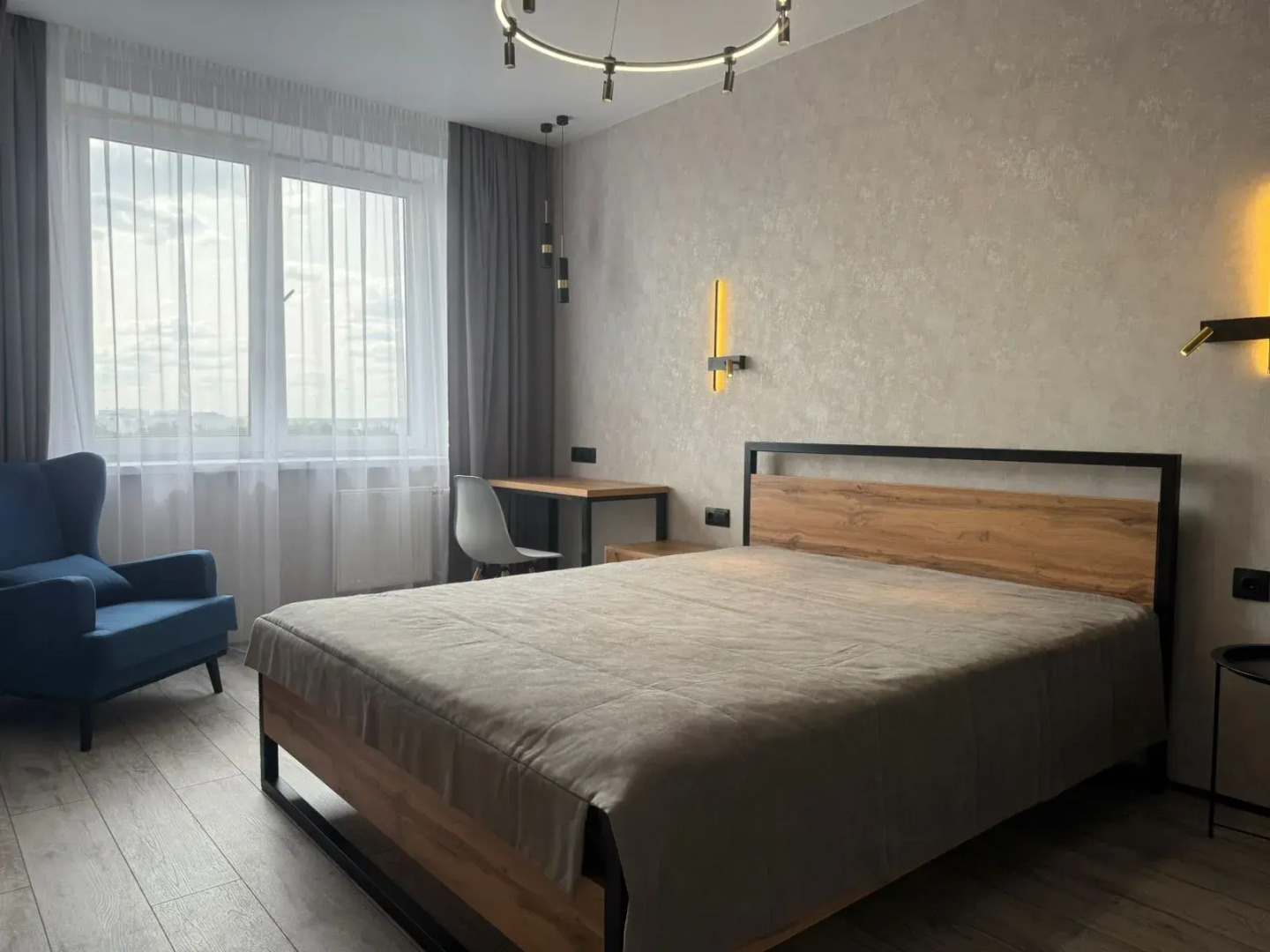 Апартаменты Дизайнерская евродвушка Район Грин Хауз