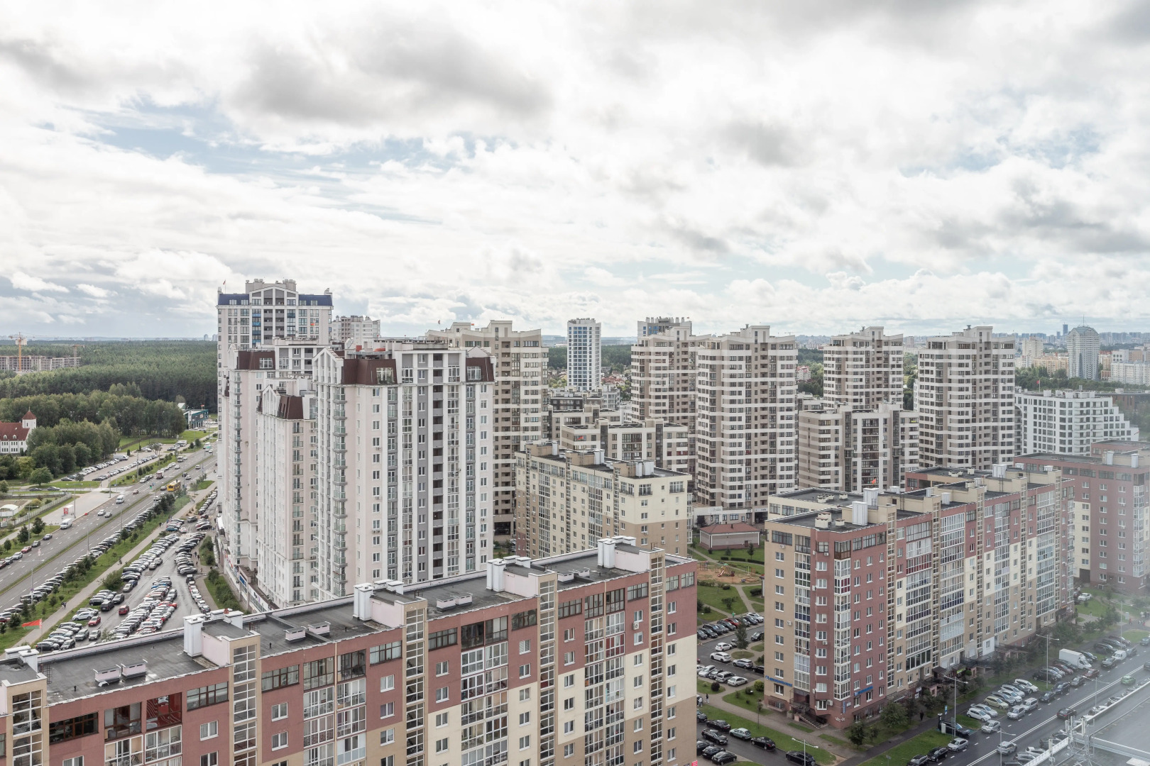 Апартаменты трёхкомнатные с видом на Национальную библиотеку