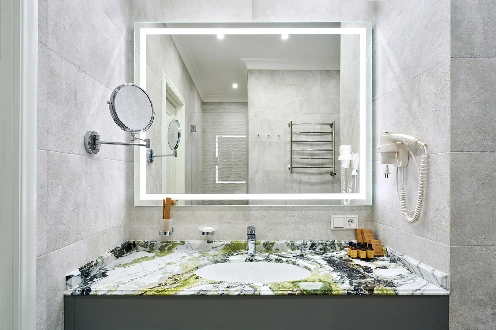 Отель Dionis Art