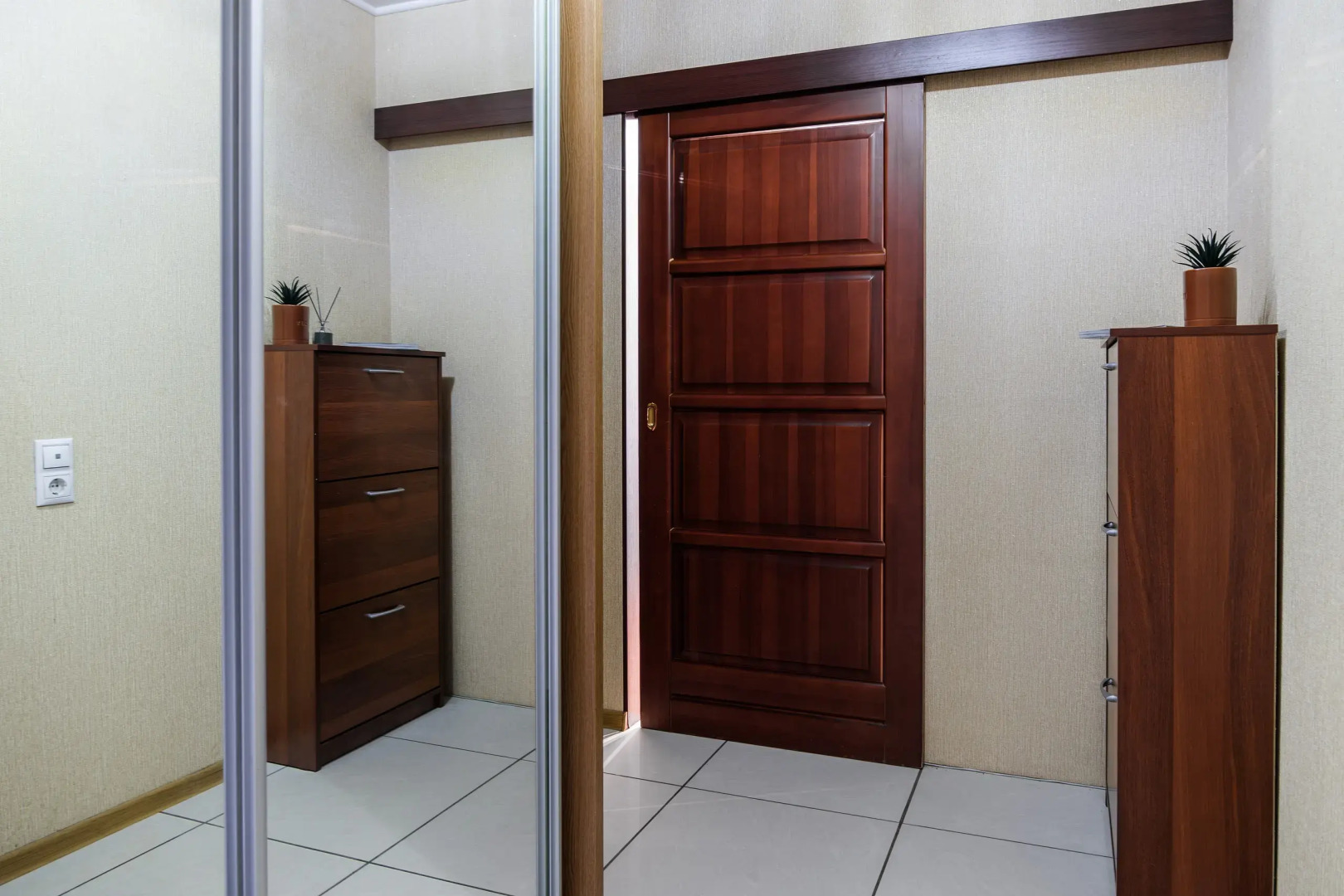 Апартаменты Каменская 83