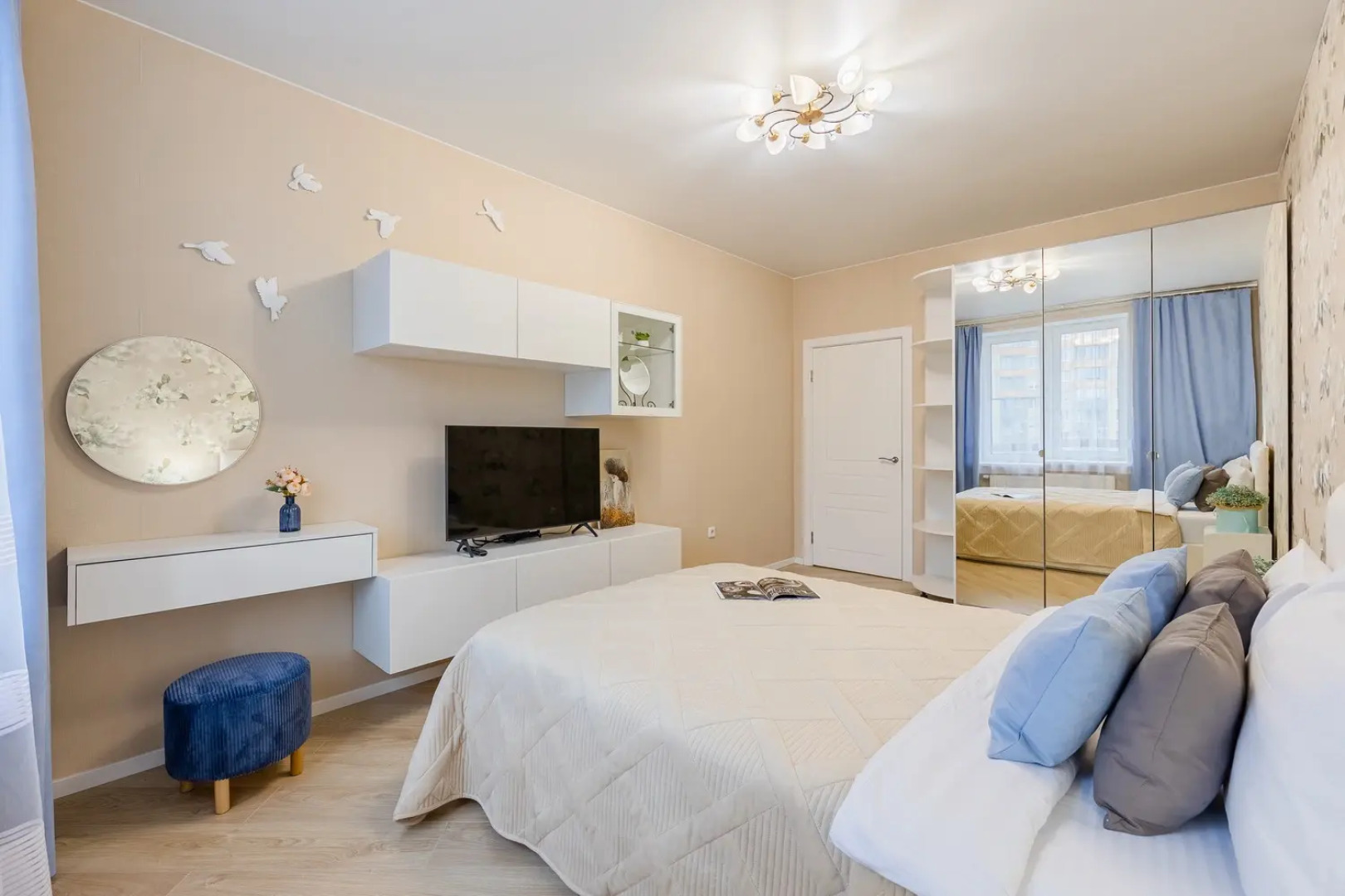 Апартаменты Pronina Aparts Kudrovo LIVE