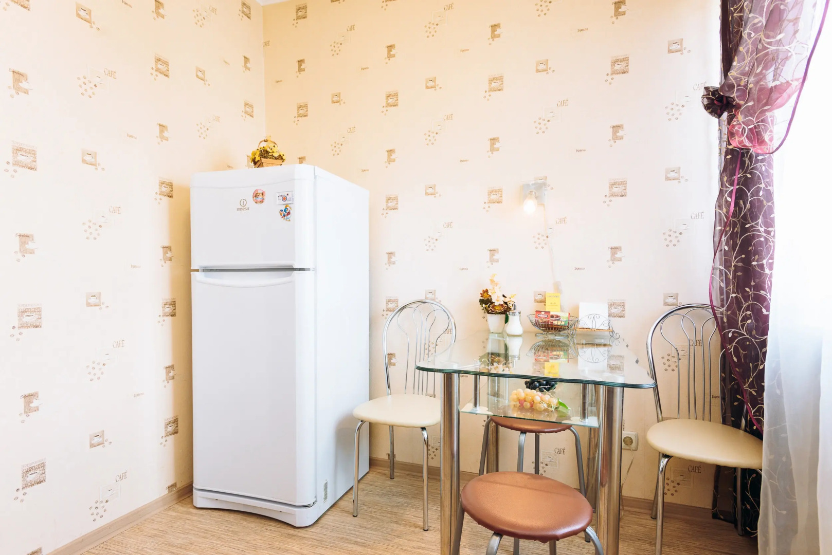 Апартаменты Серова 27